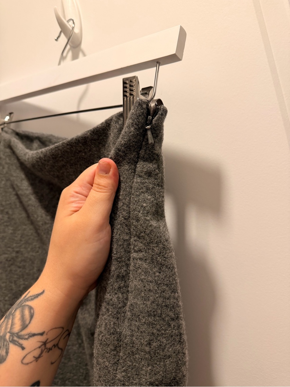 DKNY Vintage Grey Wool A-Line Mini Skirt - Picture 3 of 4